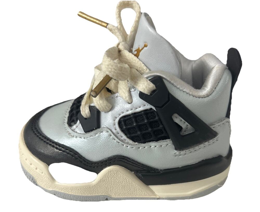 Jordan Air Jordan 4 Retro TD Silver/Black Leather Mid Top Sneaker 3C FZ8584-070